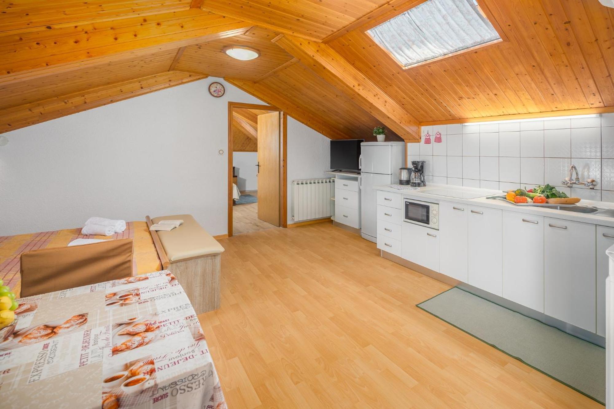 Apartments By The Sea Zambratija, Umag - 2557 Phòng bức ảnh